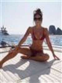 Arkadan veren bayan Neziha