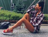 Çok düzgün bir vücuta sahip Beyaz