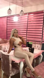 Erotizmi aşırı olan escort Ceren