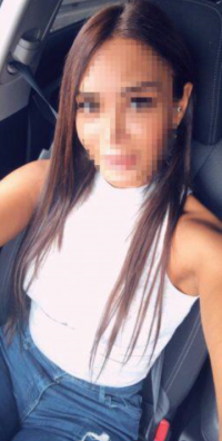 Genç seksi bayan Deniz
