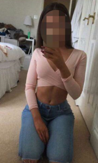 Genç seksi bayan Deniz