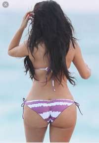 Güzel popolu bayan Belin