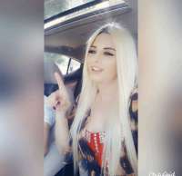  Partnerine hertürlü eşlik edebilen Sinem