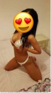 Seksapel ve havalı birliktelikleri seven Damla